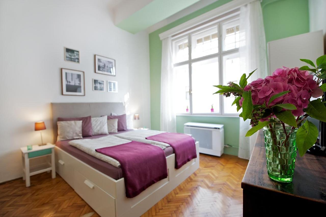 Green Door Family Apartment Budapest Exterior foto